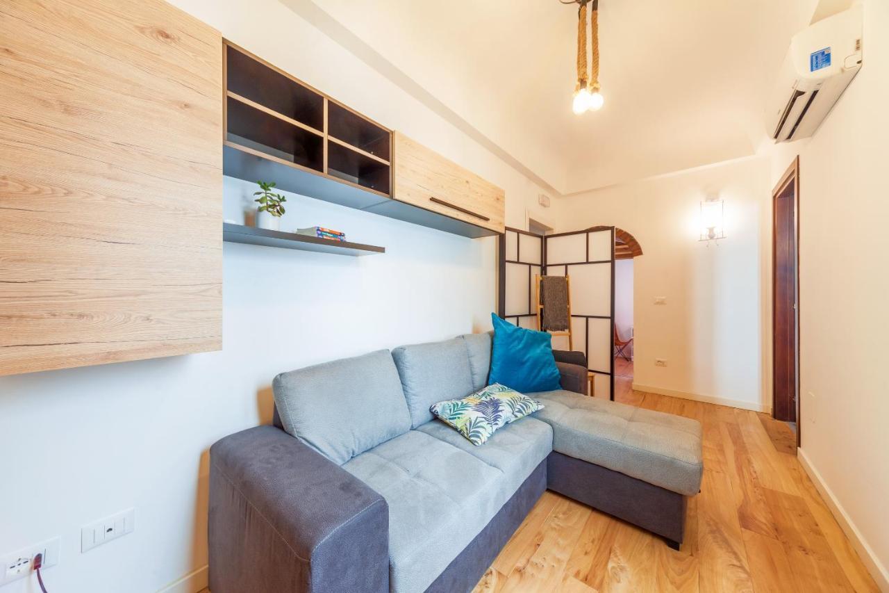 Vakalu-Piazza Duomo Charming Apartment Сиракузы Экстерьер фото